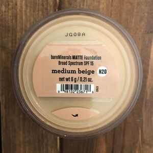 bareMinerals Matte Foundation - medium beige